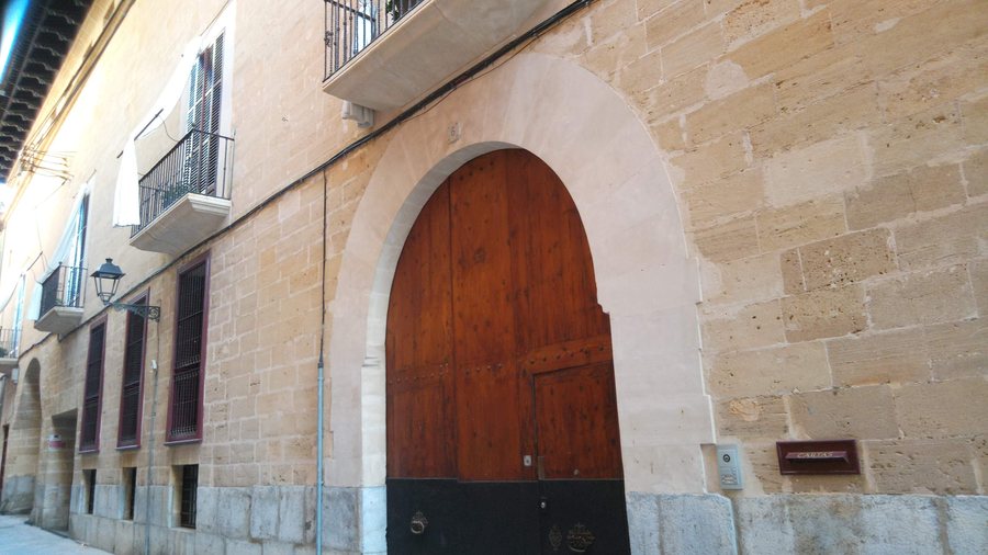 File:Can Lloseta.jpg