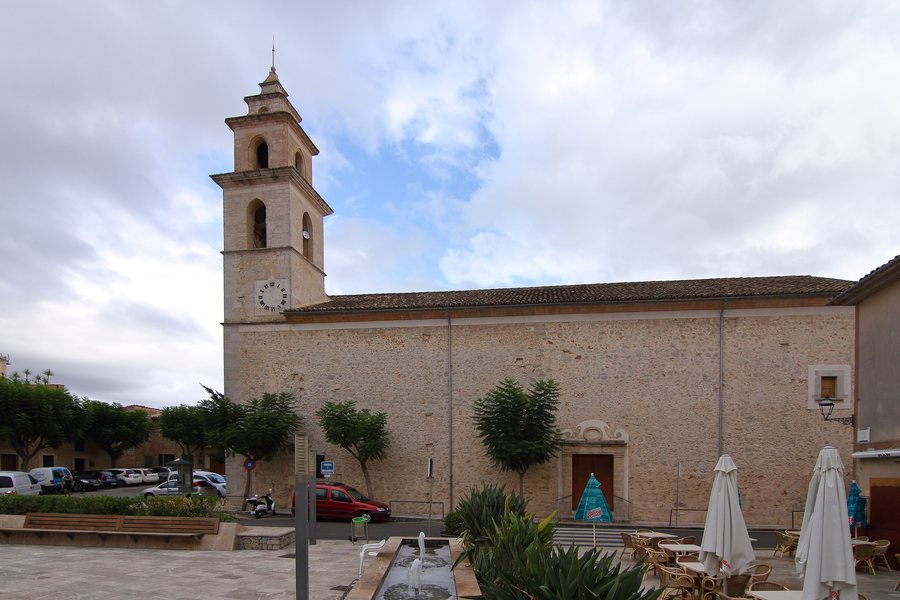 File:Costitx, Iglesia de la Mare de Déu de Costitx, 02.jpg