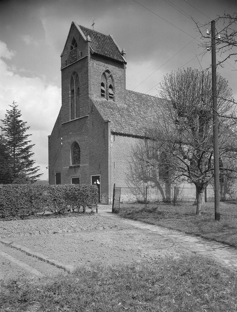 Chiesa protestante e torre di Welsum visti da sud-ovest
