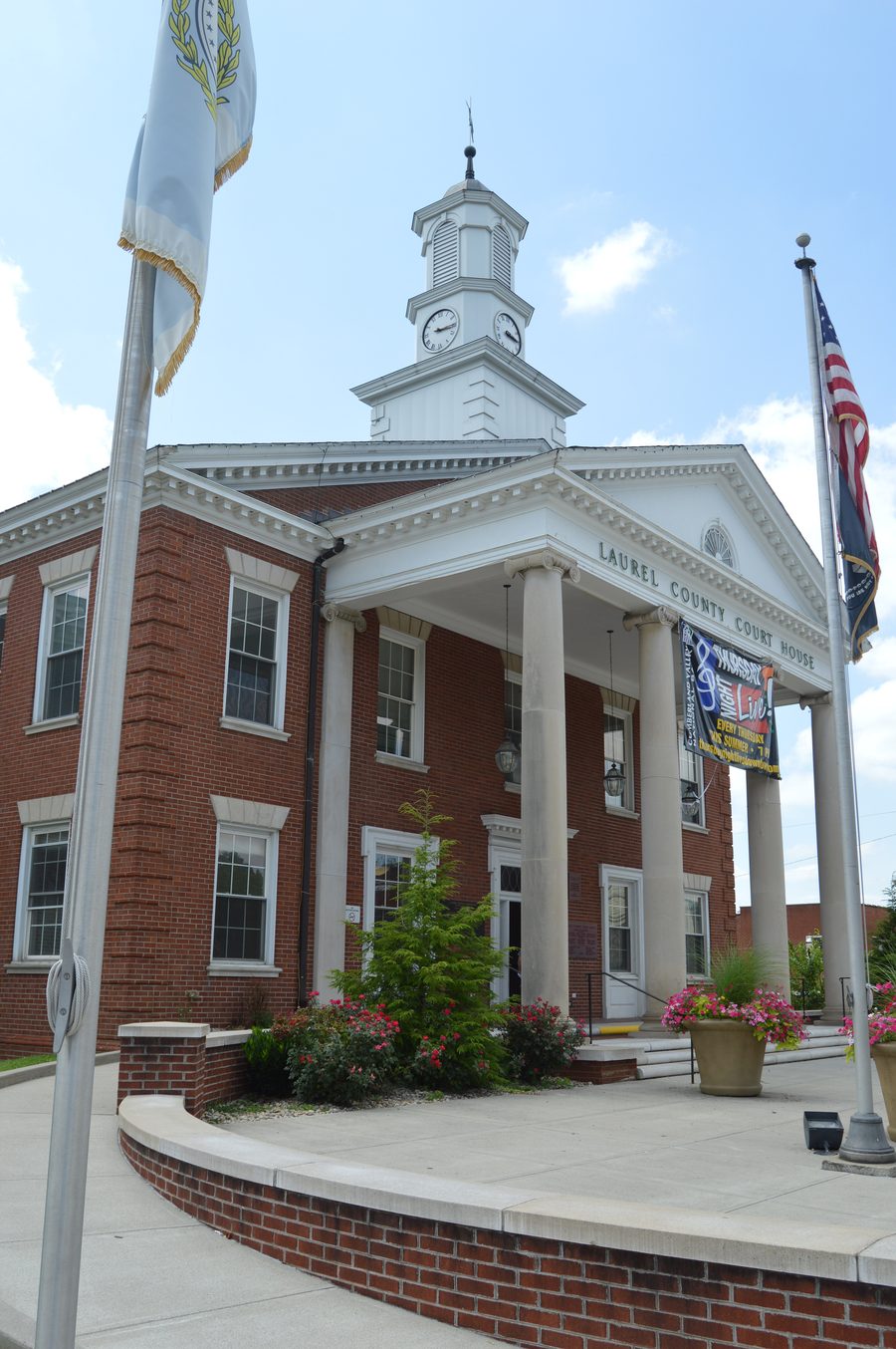 La Laurel County Courthouse nel centro di London, Kentucky