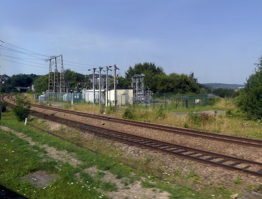 File:Bifurcation ligne de Malaunay-le Houlme à Dieppe (juillet 2024).JPG