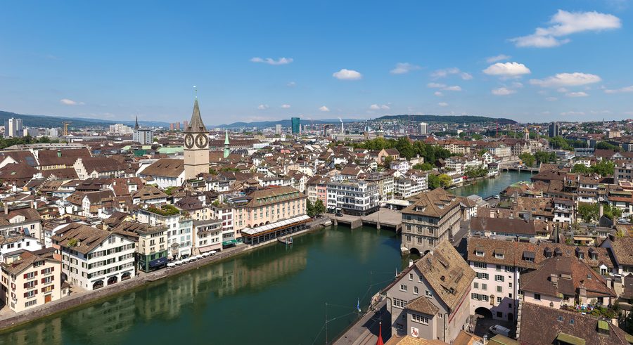Historic buildings and streets in Zürich’s old town.