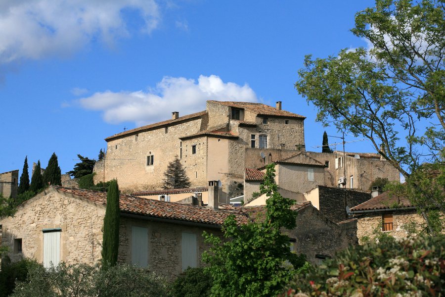File:Chateau Lagnes, vue sud, by JM Rosier.JPG