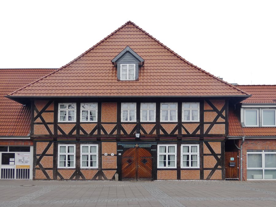 File:Heimatmuseum Seelze - Alter Krug - Hannoversche Straße 13.jpg