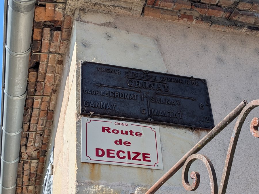 File:Cronat - Plaque de cocher (juin 2026).jpg