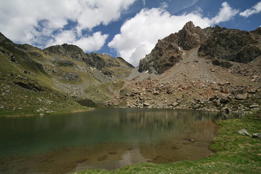 Lago della Manica con Punta Cristalliera nel Parco naturale Orsiera-Rocciavrè