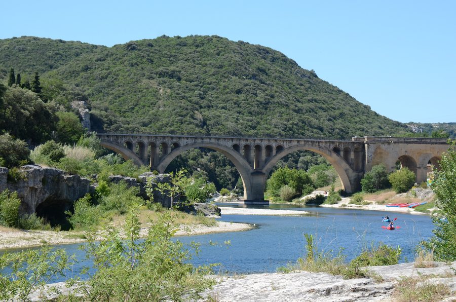 File:Bridge over the l'Alzon river near the Gard or Gardon river at Collias France - panoramio.jpg