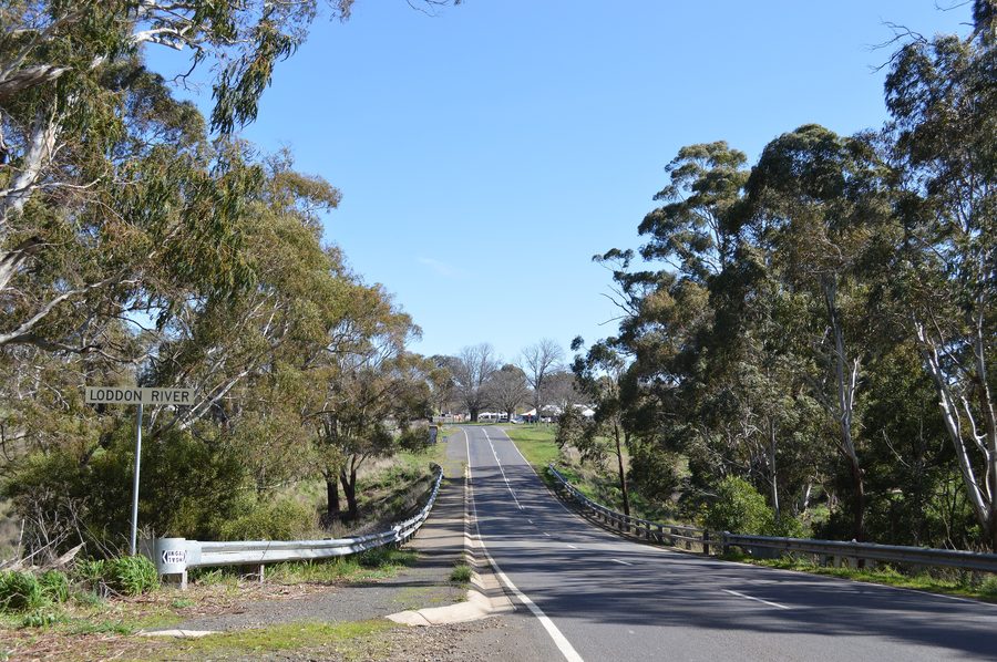 Brücke über den Loddon River in Glenlyon, Victoria