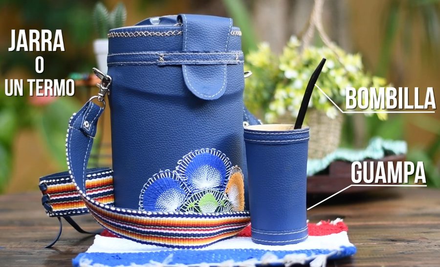 Traditionelle Ausrüstung für paraguayischen Tereré mit Becher und Trinkhalm.
