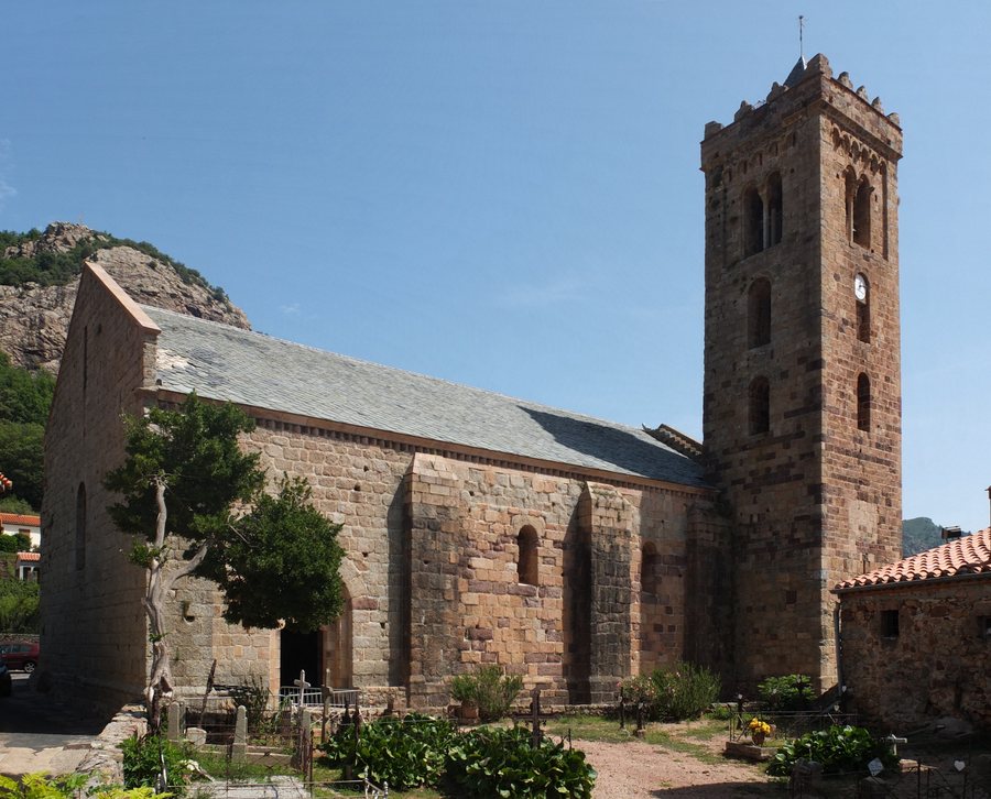 File:Coustouges Eglise Sainte-Marie.jpg