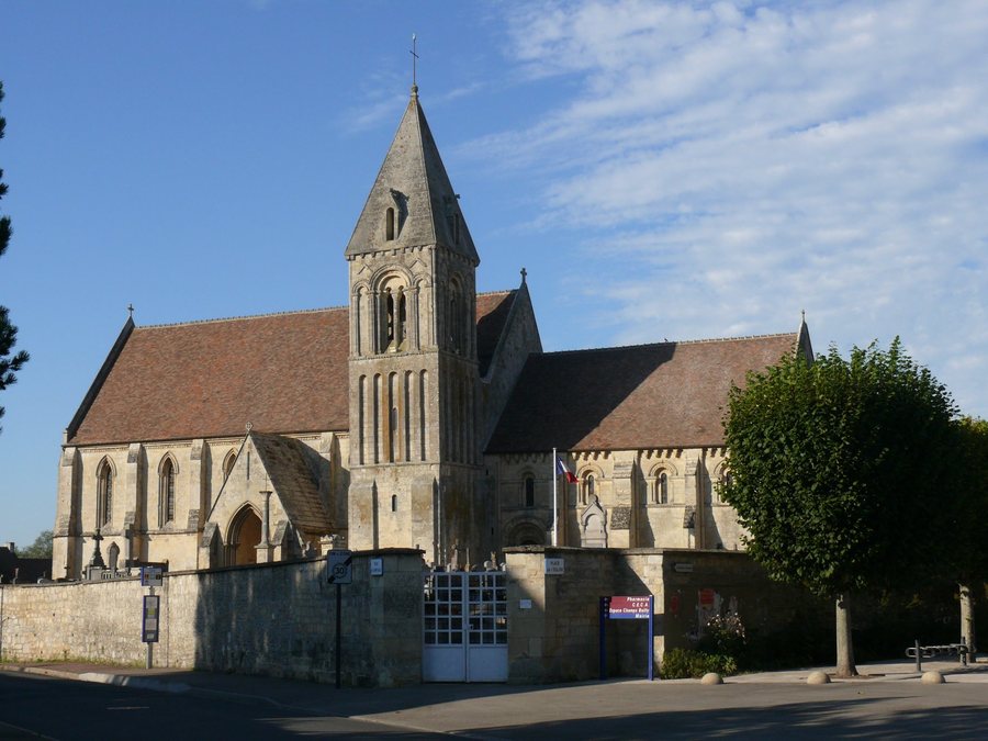 File:Saint-Contest - Église Saint-Contest - 1.jpg