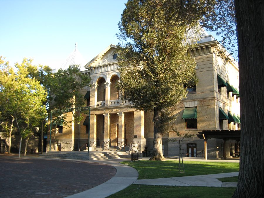 Palazzo di giustizia della contea di Kings a Hanford, California