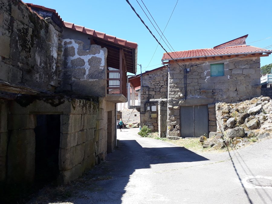 File:Bóveda, Vilar de Barrio, Galicia 2.jpg