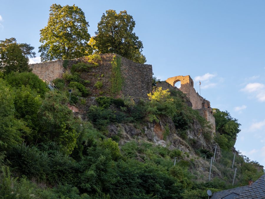 Rovine del castello di Saarburg a Saarburg, Renania-Palatinato