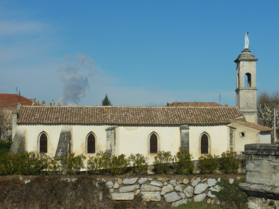 File:84 - Bollène Chapelle Notre Dame du Pont.JPG