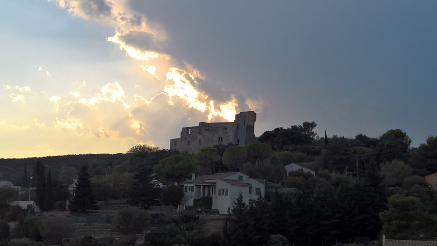 File:Ledenon castle 1.png