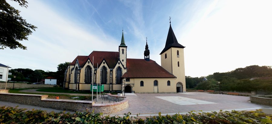 File:22 Wallenhorst OT Rulle - St. Johannes - Wallfahrtskirche.jpg