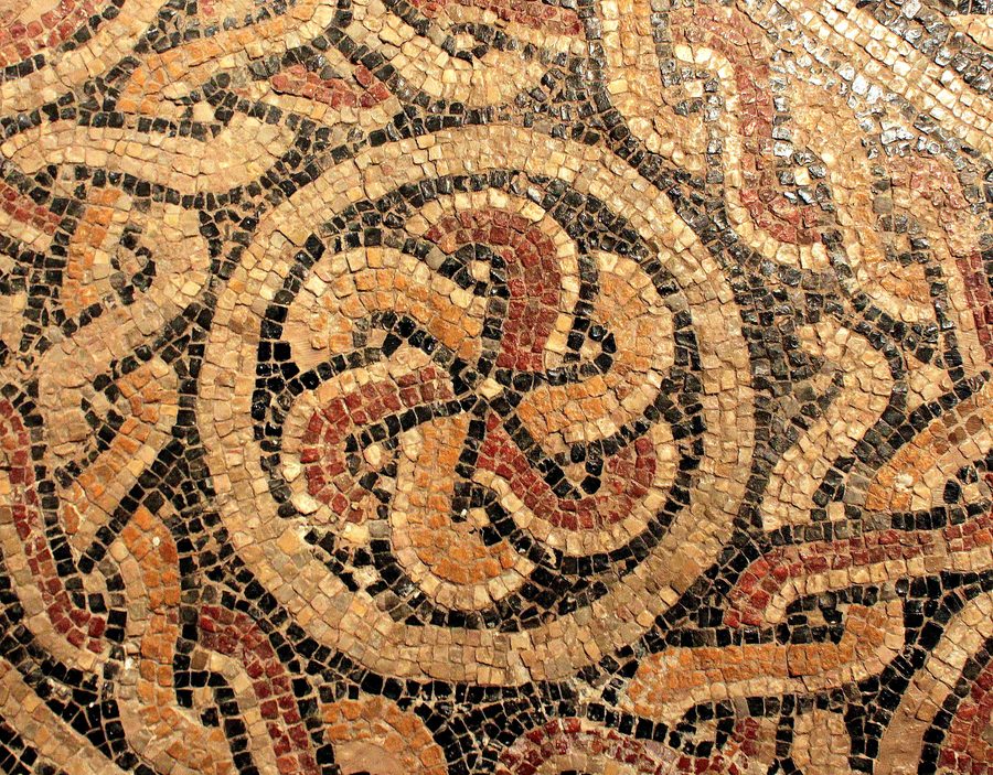 Dettaglio del mosaico presso il sentiero di Albalate vicino a Calanda