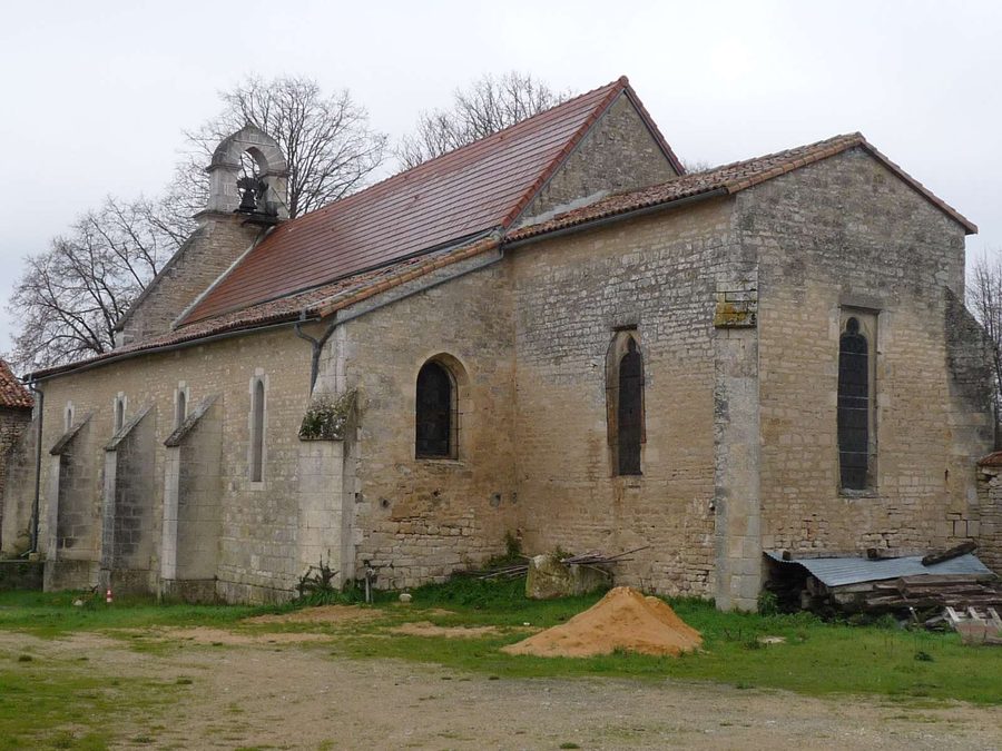 Église de Salles-de-Villefagnan, Charente, France