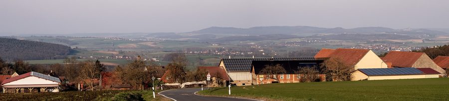Panorama von Kurzewind bei Ebern über die Landschaft der Haßberge