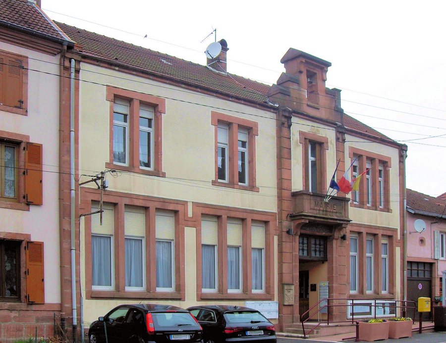 File:Allarmont, Mairie.jpg