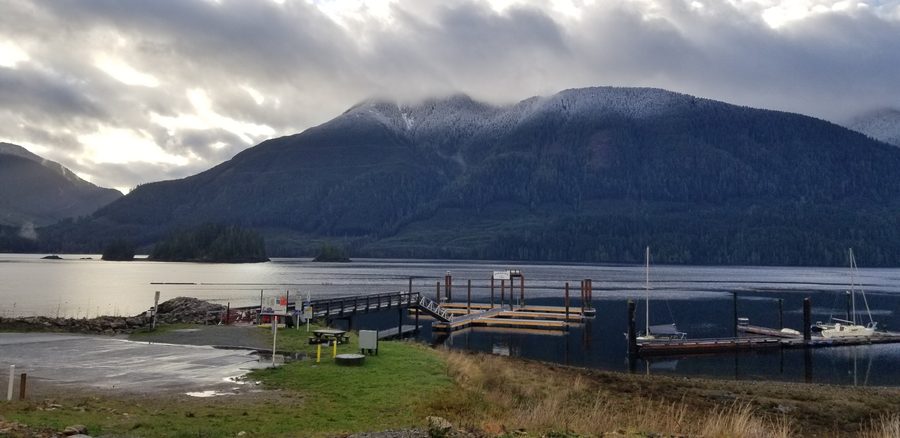 Port Alice mit der Rumble Beach Marina am Neroutsos Inlet