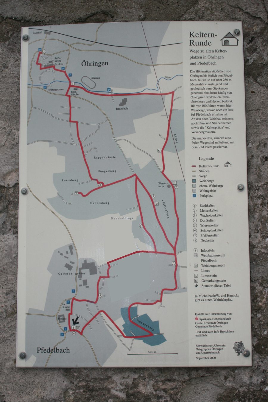 Hinweistafel am Weinbaumuseum in Pfedelbach auf dem Weg zu alten Kelterplätzen