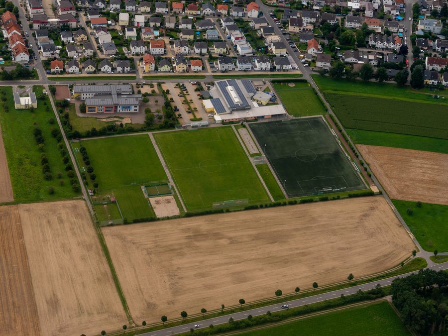 File:Aerial, Riedstadt (P1090609).jpg