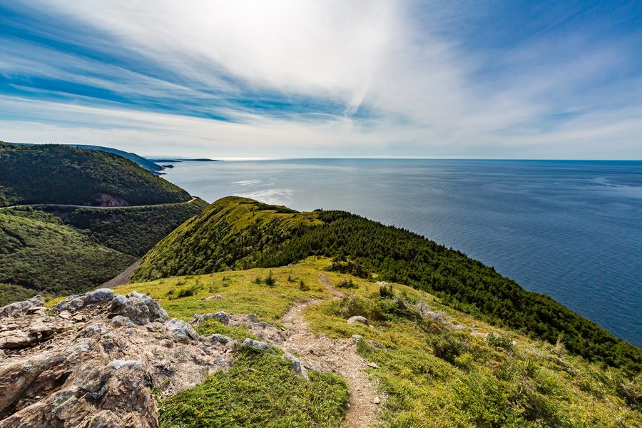 Vista del Cabot Trail dallo Skyline Trail nel Cape Breton Highlands National Park
