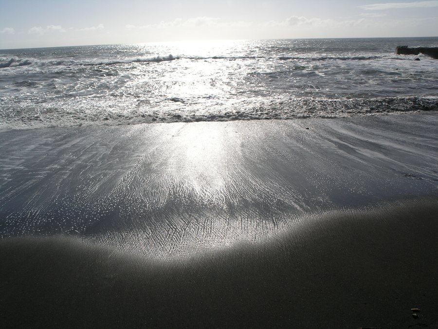 File:Playa de Alojera - panoramio.jpg
