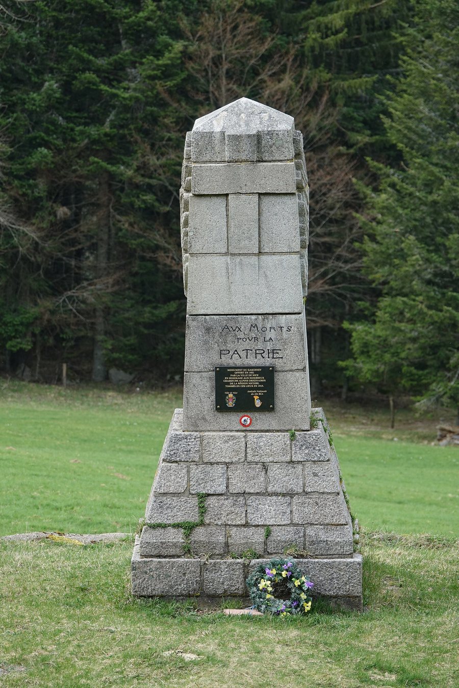File:Monument aux morts pour la patrie (Stosswihr).jpg