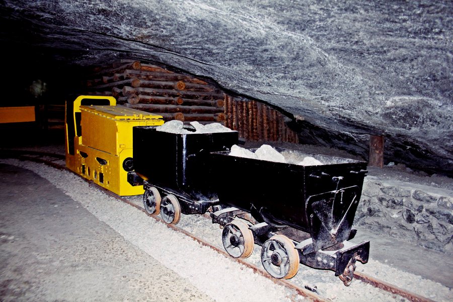 File:Kopalnia soli Wieliczka 16.jpg
