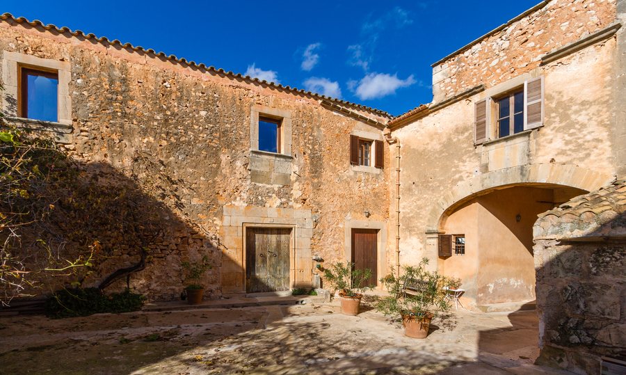 File:Santanyí Carrer de Son Amer 004 2016 11 30.jpg