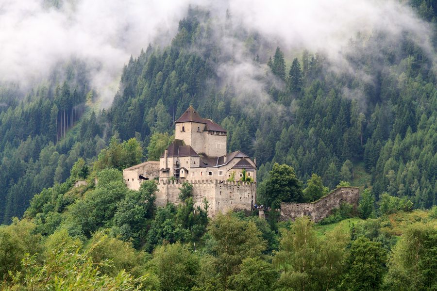Burg Reifenstein bei Freienfeld in Südtirol
