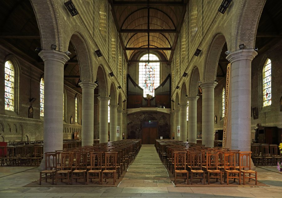 File:Bourbourg Saint-Jean-Baptiste R04.jpg