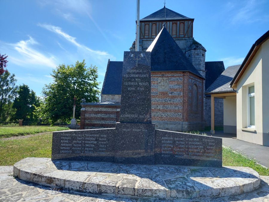 File:Église Saint-Valéry de Gonneville-sur-Scie 2.jpg