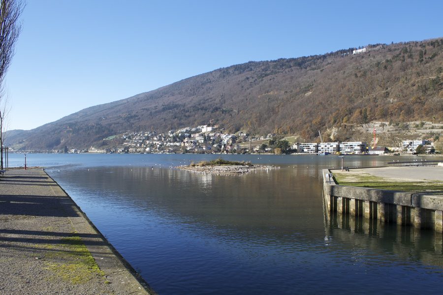 Schiffsanleger am Bielersee in Biel/Bienne.