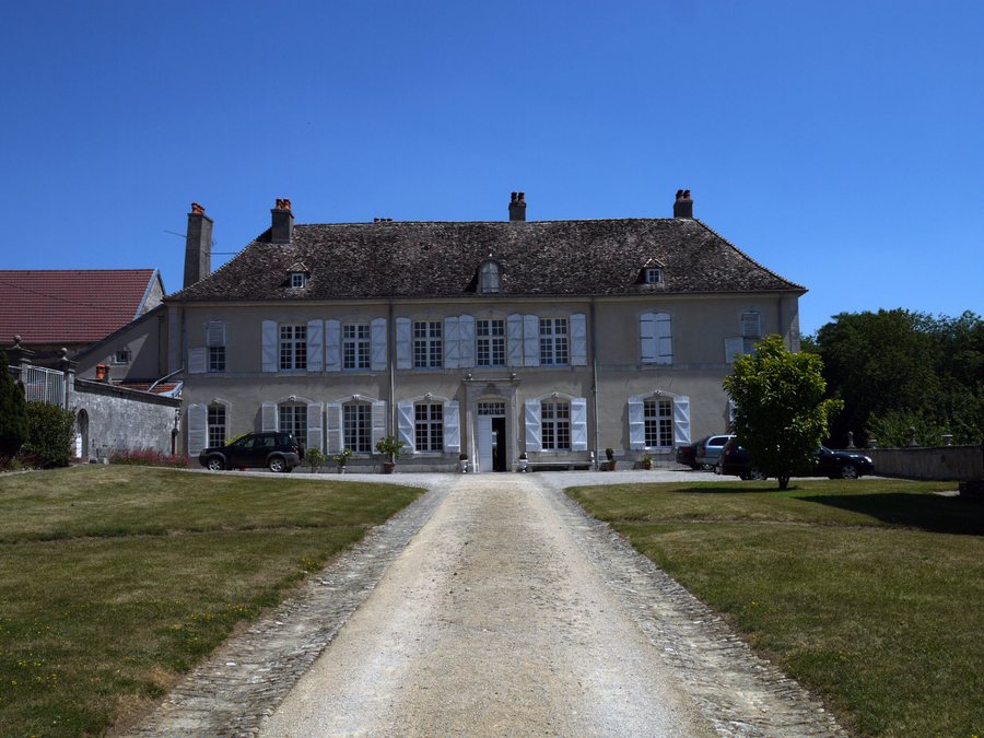 File:Chateau Autigny-la-Tour 02.jpg