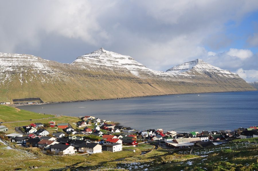 Syðrugøta an der Bucht Gøtuvík auf Eysturoy