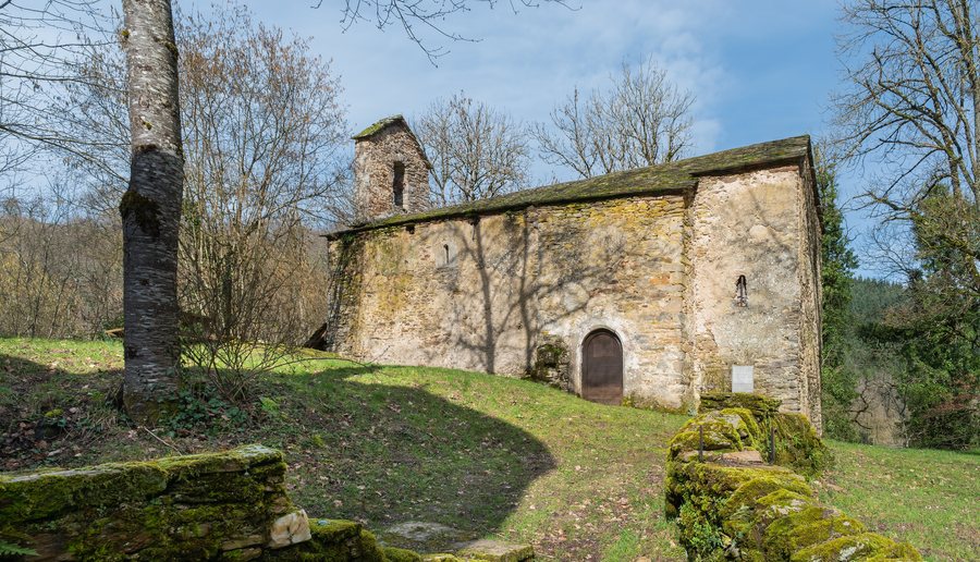 File:St-Clair de Verdun chapel in Quins (12).jpg