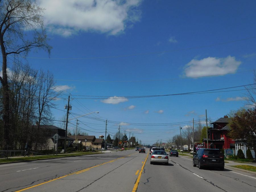 New York State Route 78 in direzione nord a East Amherst, New York