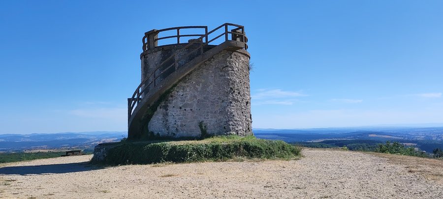 File:Mont Saint-Vincent 14.jpg