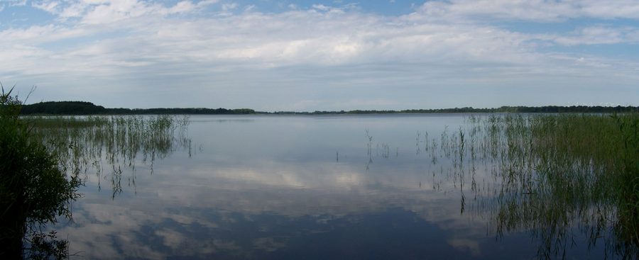 Panorama del Borgwallsee in Pomerania Anteriore