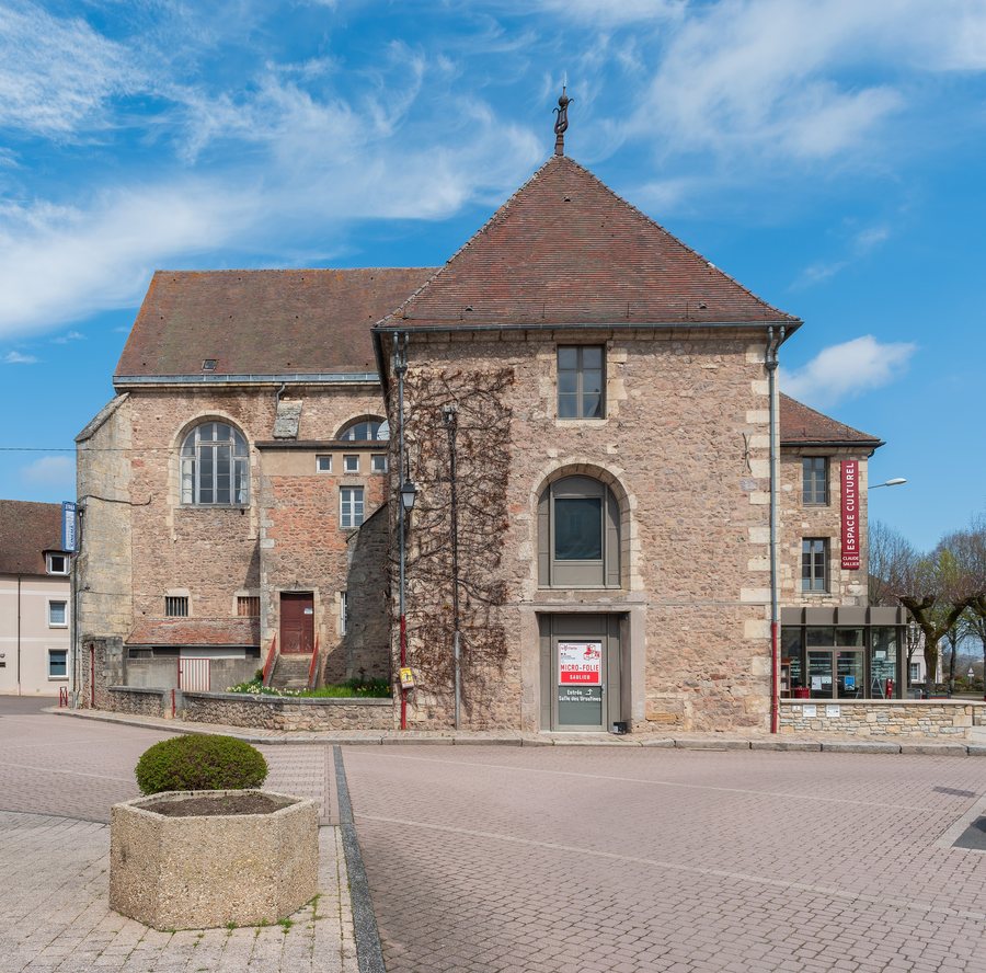 File:Municipal library in Saulieu (4).jpg