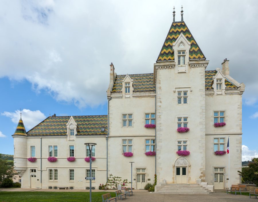 File:Meursault - Château-fort - 2.jpg