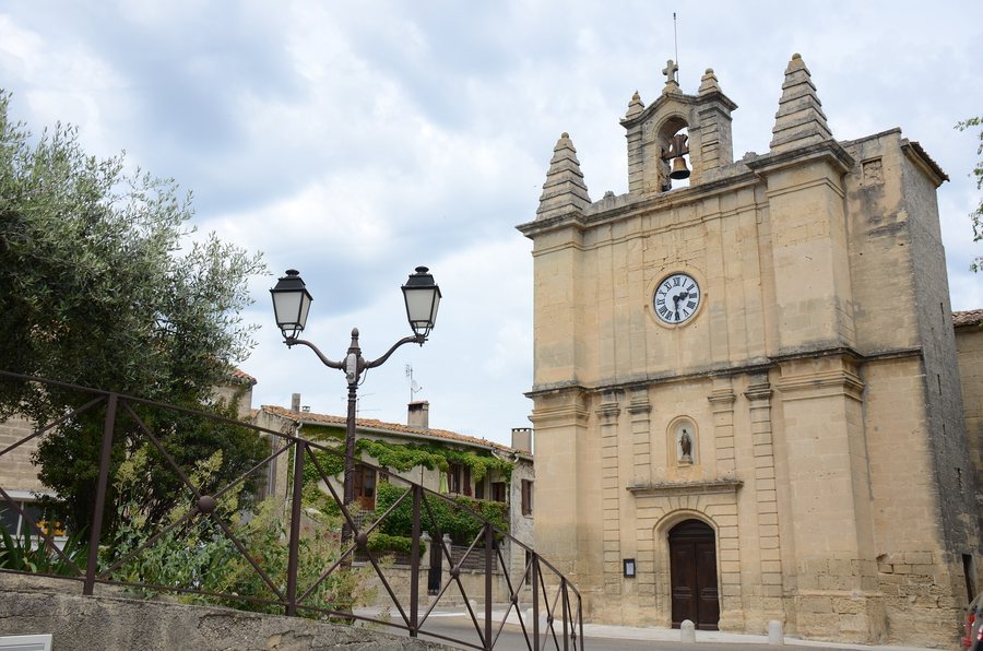 File:Church of Aujargues in the Gard district France - panoramio.jpg