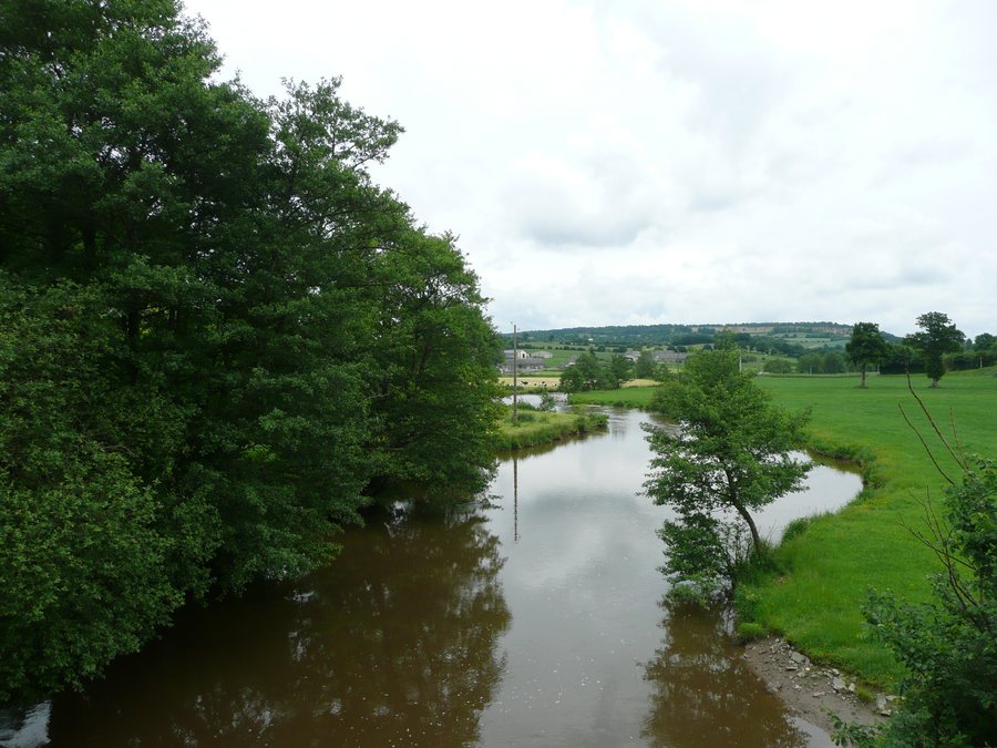 File:Vire River looking South from the 'Pont' in Pont-Farcy towards Sainte Marie Outre L'Eau (27 May 2008).jpg