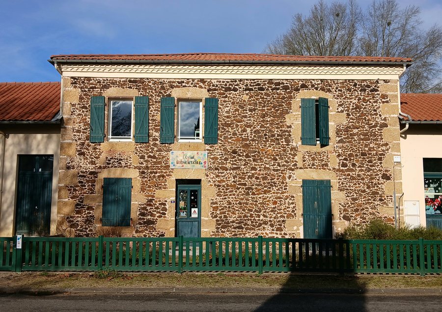 File:Carcen-Ponson école.jpg