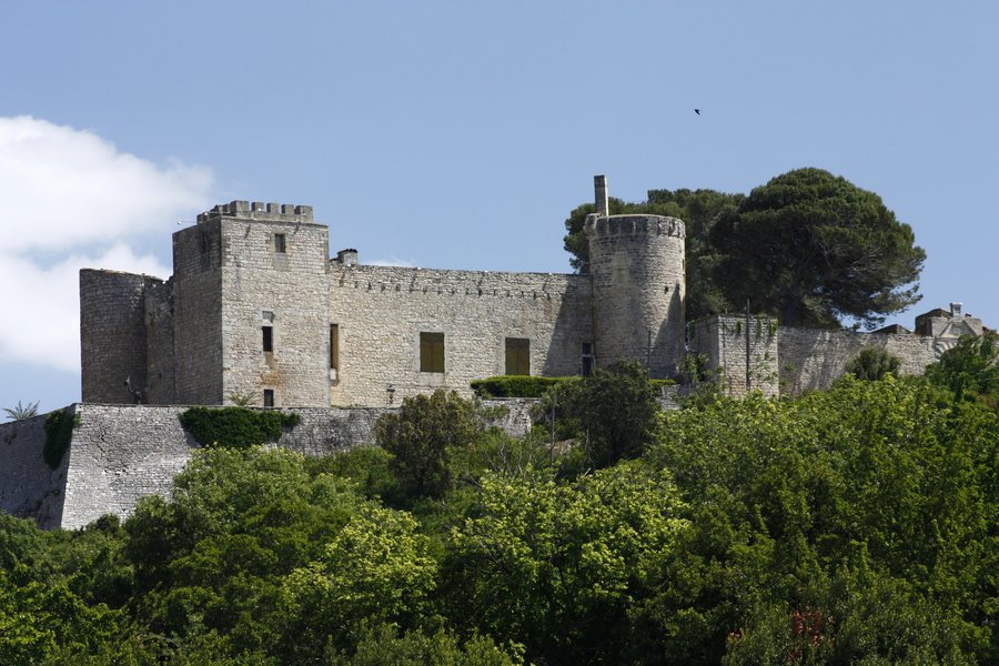 File:Boissières-Le château.jpg