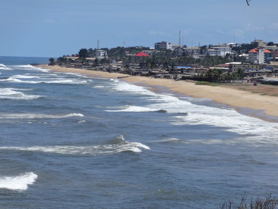 Paesaggio costiero in Liberia sull’Atlantico
